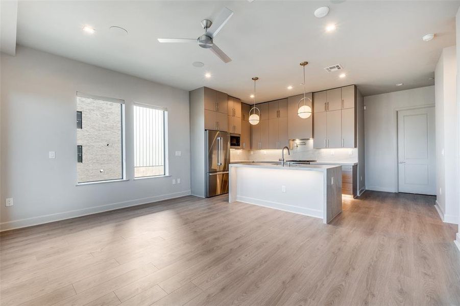 Image 16 of a home in .