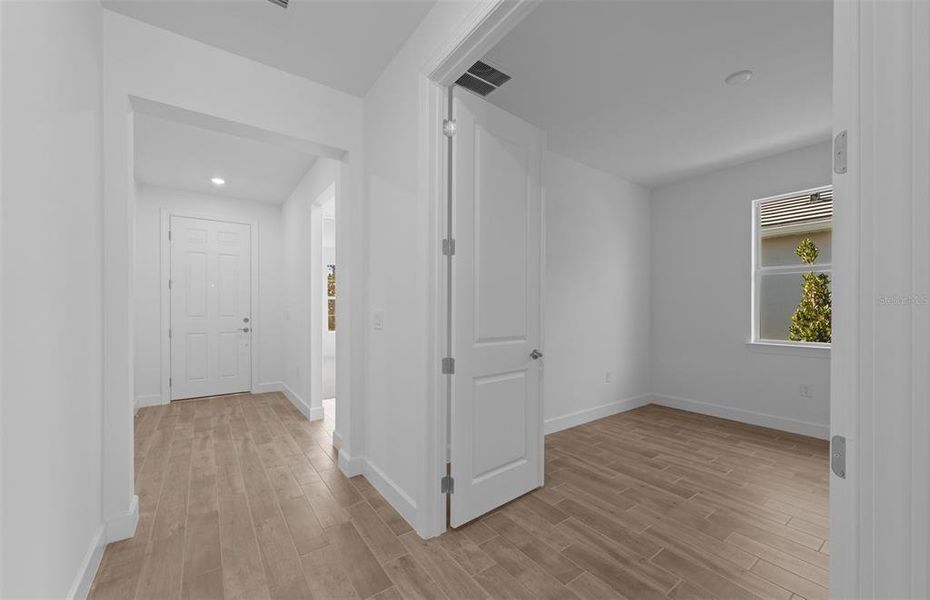 Spacious, unfurnished interior of a new home in Legacy Groves, Nokomis (Image 18).