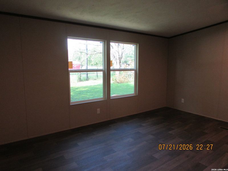 Spacious, unfurnished interior of a new home in , San Antonio (Image 24).