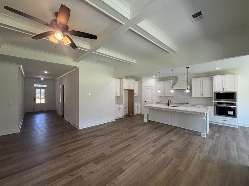 Spacious, unfurnished interior of a new home in Pinegate, Covington (Image 17).