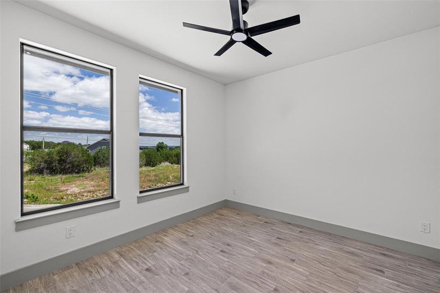 Spacious, unfurnished interior of a new home in , Granbury (Image 21).