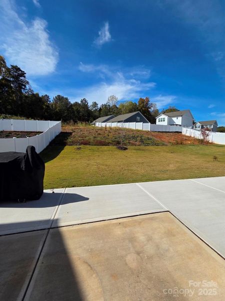 Image 20 of a home in .