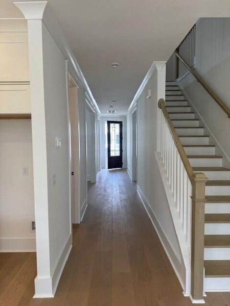 Spacious, unfurnished interior of a new home in Central Park, Charleston (Image 22).
