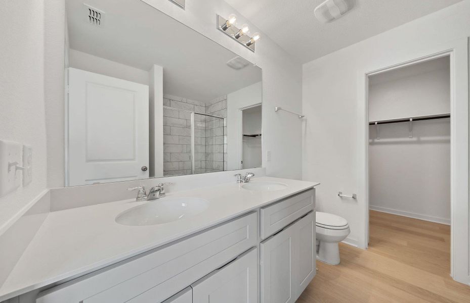 Furnished interior view inside a new home in Sunfield, Buda (Image 12).
