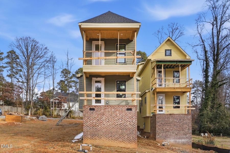 18-web-or-mls-508 W Chatham St-94