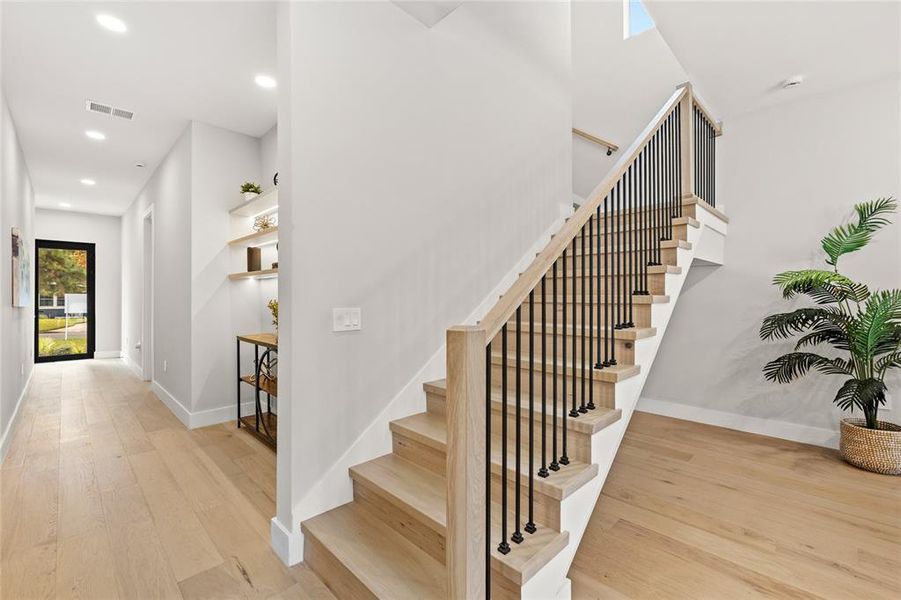 Spacious, unfurnished interior of a new home in College Park, Orlando (Image 28). Spacious, unfurnished interior of a new home in College Park, Orlando (Image 28).
