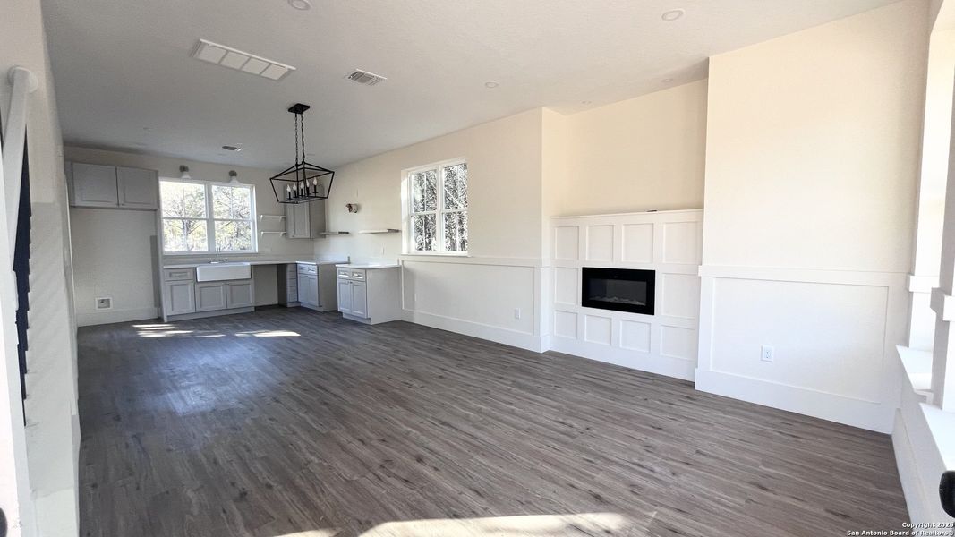 Spacious, unfurnished interior of a new home in , Bandera (Image 16). Spacious, unfurnished interior of a new home in , Bandera (Image 16).