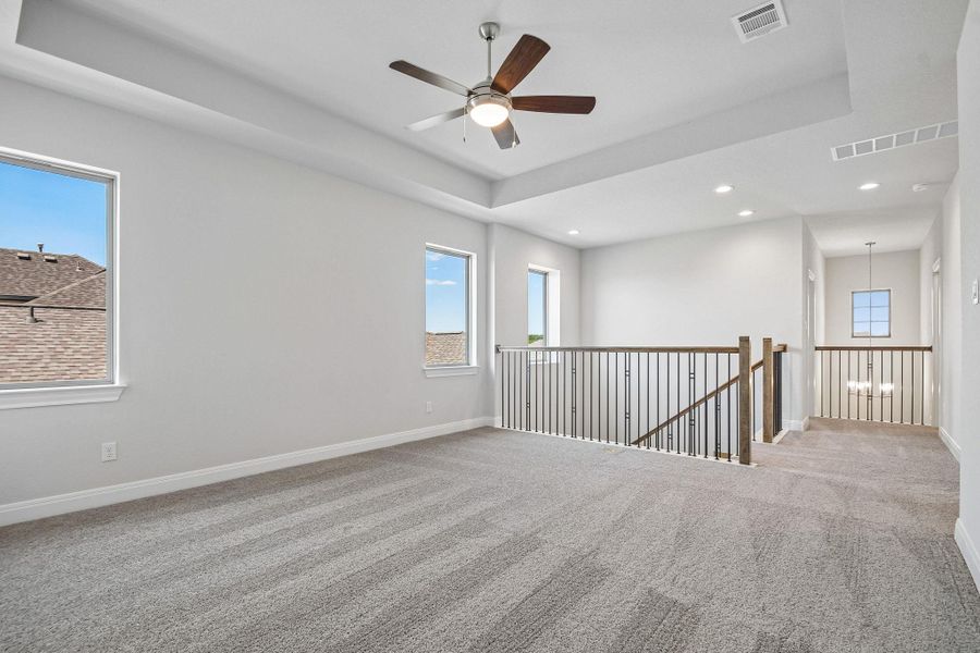 Spacious, unfurnished interior of a new home in 6 Creeks, Kyle (Image 28).