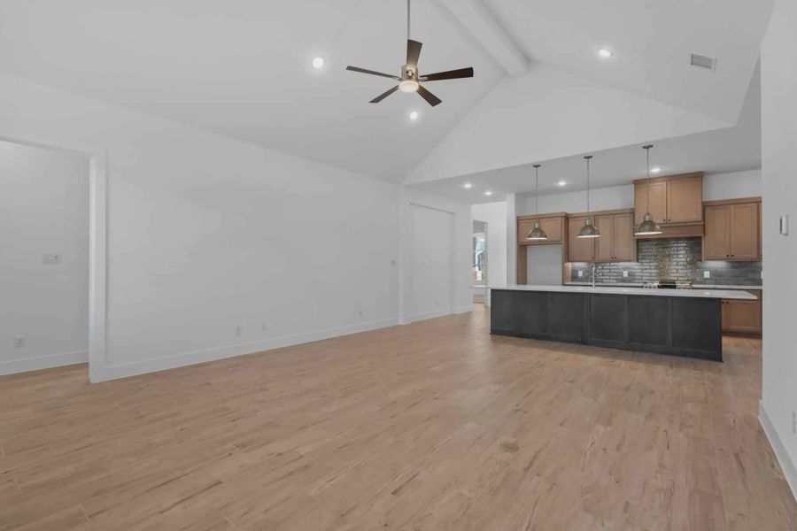 Representative unfurnished interior of a home built from the Brentwood by Chesmar Homes in Fulshear Lakes, Fulshear (Image 34).