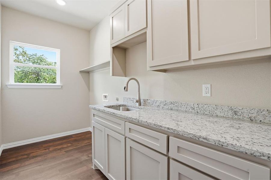 Furnished interior view inside a new home in , Cleburne (Image 5). Furnished interior view inside a new home in , Cleburne (Image 5).