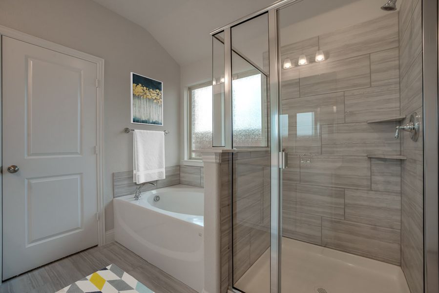 Representative furnished interior of a home built from the Magnolia by Beazer Homes in Goodland: Overlook 60', Midlothian (Image 11).