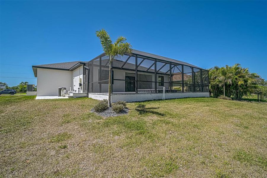 Exterior details and patio area of a home in , Rotonda West (Image 29).
