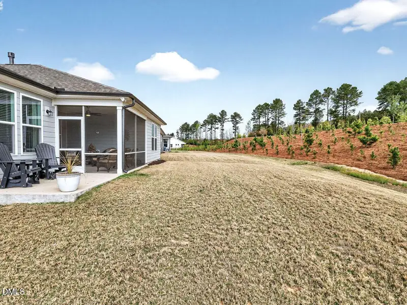 032-1280x960-backyard 032-1280x960-backyard