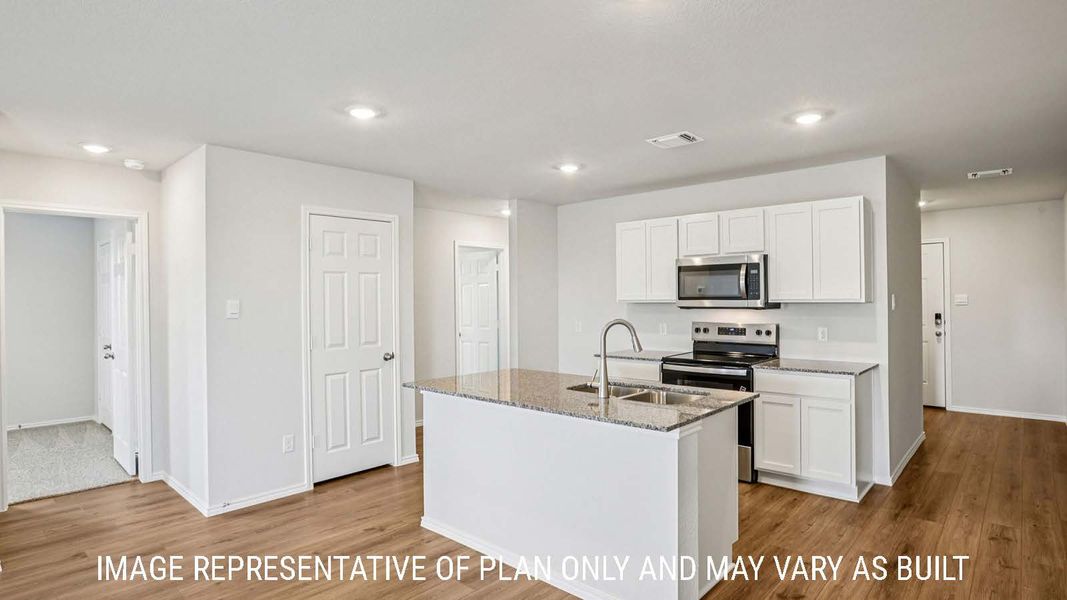 Representative furnished interior of a home built from the Estero by D.R. Horton in The Villages at Schwertner Ranch, Jarrell (Image 4).
