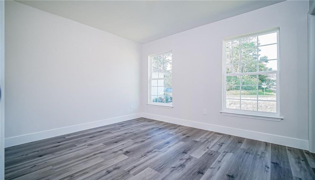 Spacious, unfurnished interior of a new home in , Palm Bay (Image 19).