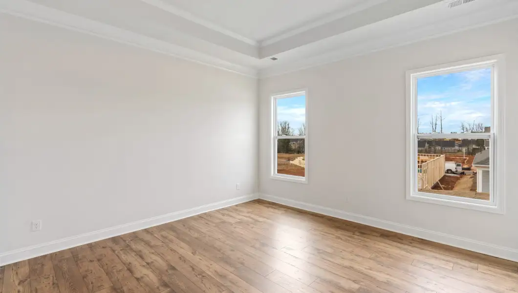 Spacious, unfurnished interior of a new home in Alder Pond, Campobello (Image 25).