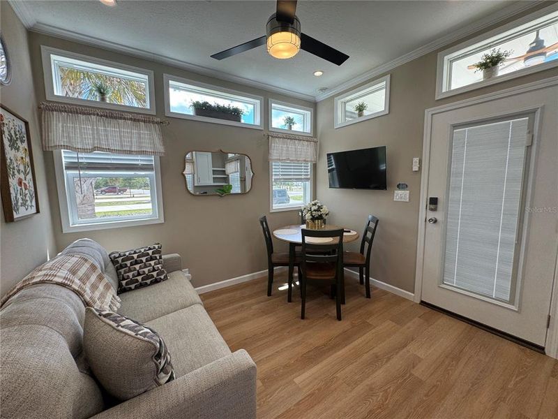 Furnished interior view inside a new home in , Lake Wales (Image 5).