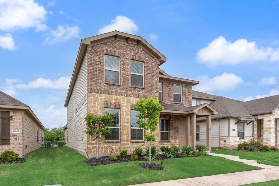 Front exterior of a new home in , Fort Worth, TX, highlighting curb appeal (Image 20).