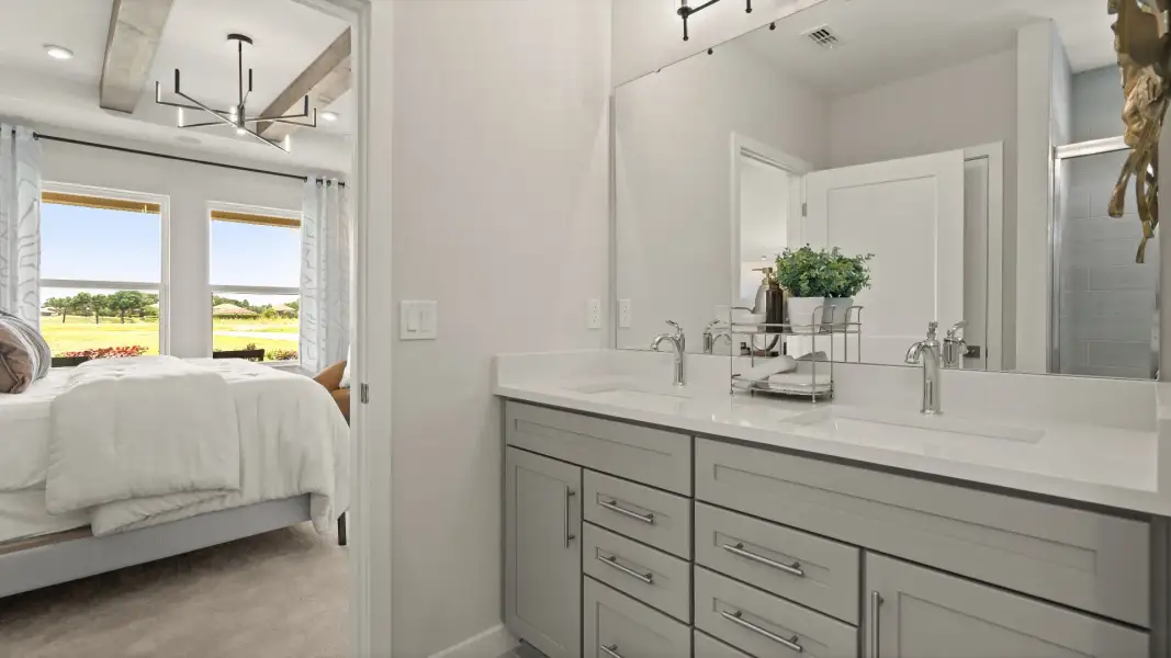 Contemporary Primary En Suite Bath with in this New Construction Home in Winter Haven by DRB Homes in Willowbrook North Contemporary Primary En Suite Bath with in this New Construction Home in Winter Haven by DRB Homes in Willowbrook North