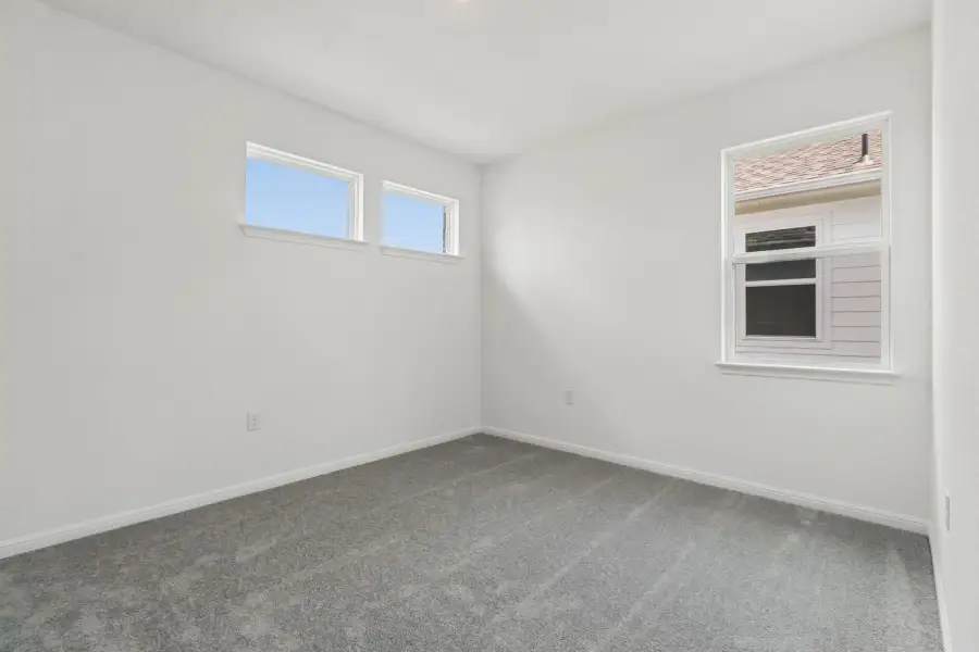 Representative unfurnished interior of a home built from the Duval by Taylor Morrison in Eastwood, Manor (Image 31).