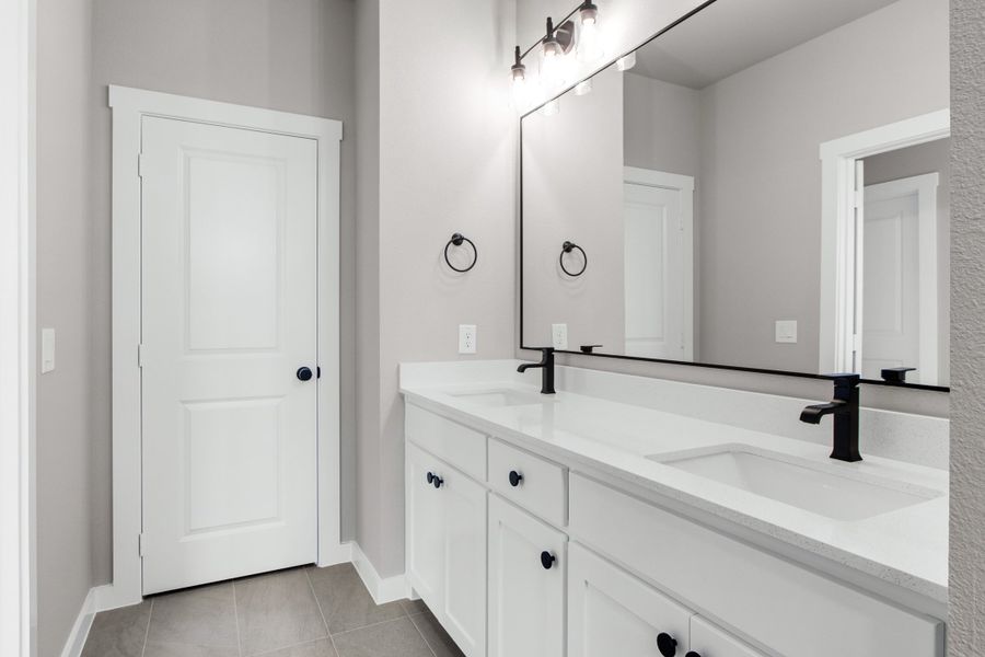 Furnished interior view inside a new home in Wildridge, Oak Point (Image 31).