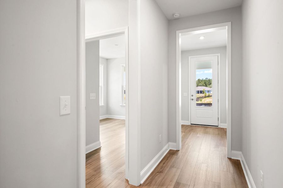 Spacious, unfurnished interior of a new home in Sun City Hilton Head, Bluffton (Image 13).