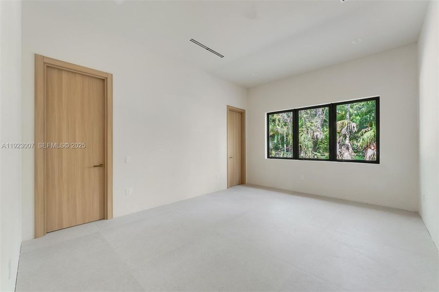 Spacious, unfurnished interior of a new home in , Pinecrest (Image 38). Spacious, unfurnished interior of a new home in , Pinecrest (Image 38).