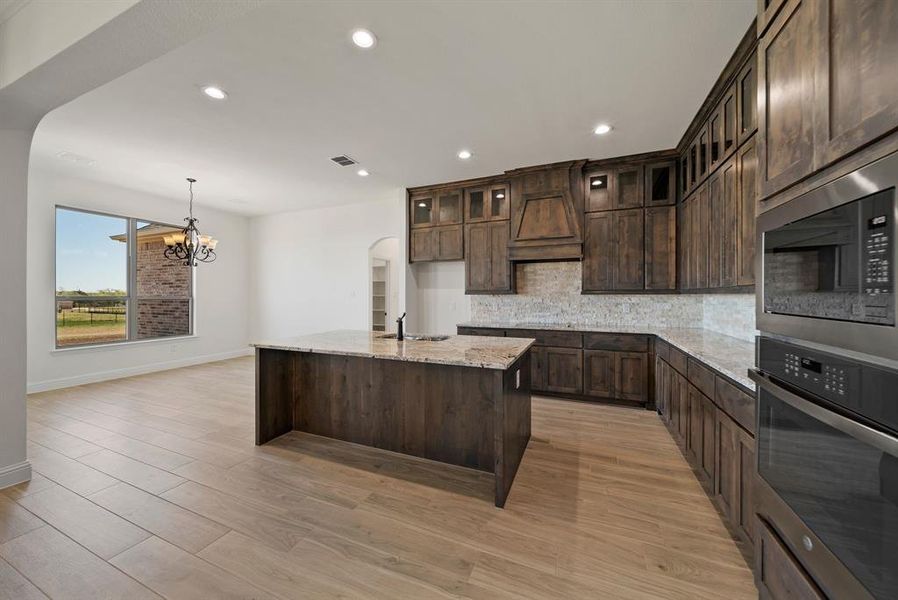 Image 28 of a home in .