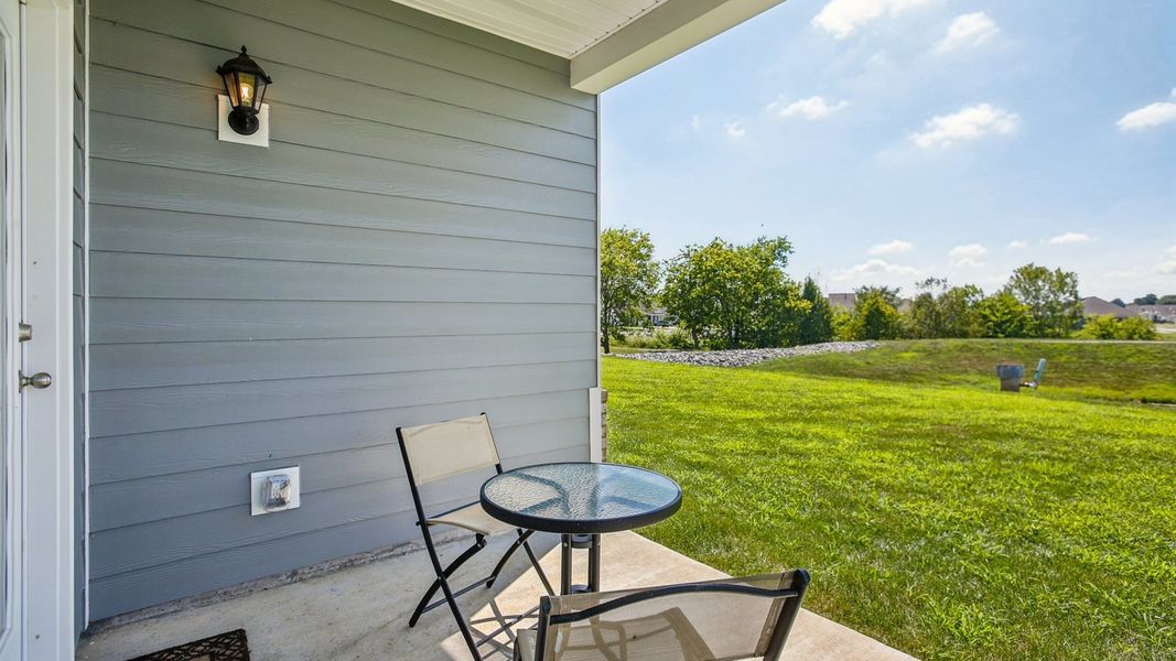Exterior details and patio area of a home in Savannah Lakes, Lewisburg (Image 3).
