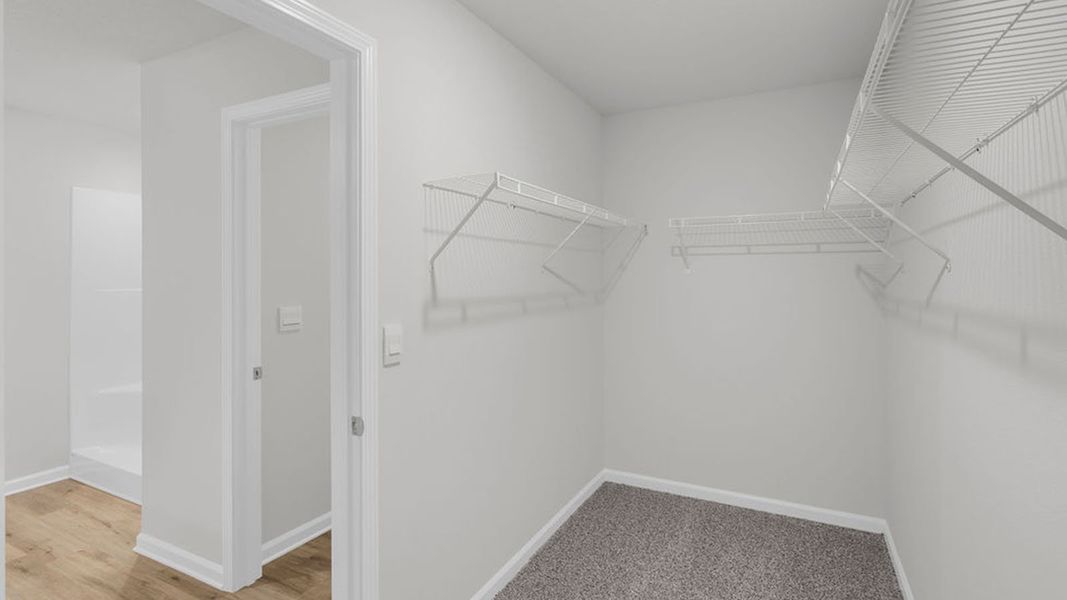 Spacious, unfurnished interior of a new home in Wesley Park, Crawfordville (Image 28).