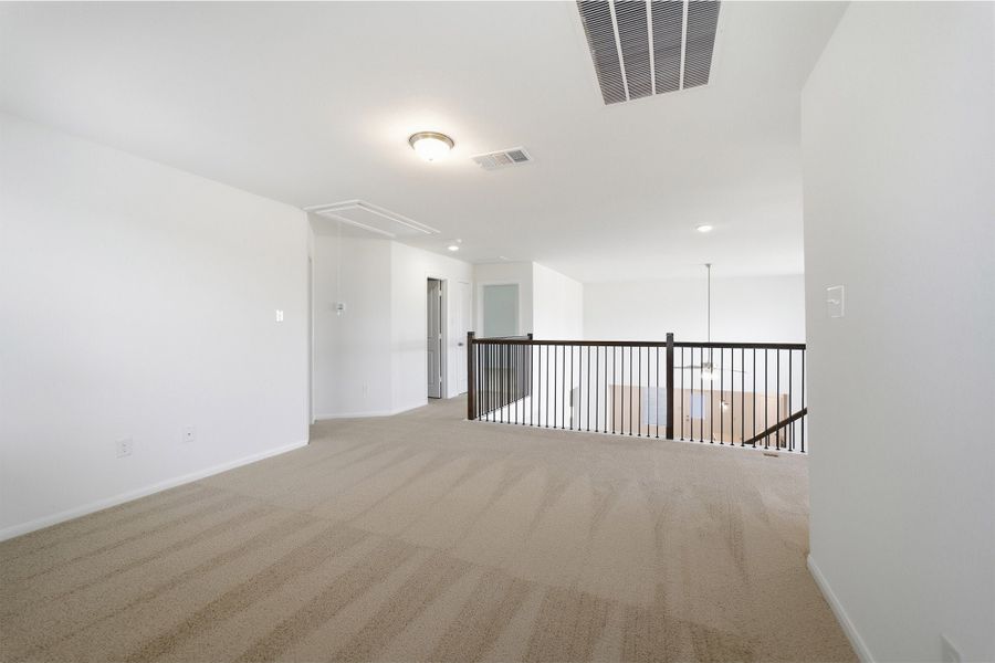 Spacious, unfurnished interior of a new home in Briarwood, Elgin (Image 60).