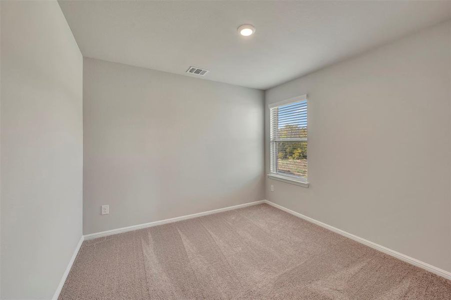 Spacious, unfurnished interior of a new home in Forest Park, Princeton (Image 29).