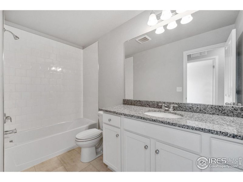 Furnished interior view inside a new home in Pintail Commons at Johnstown Village, Johnstown (Image 12).
