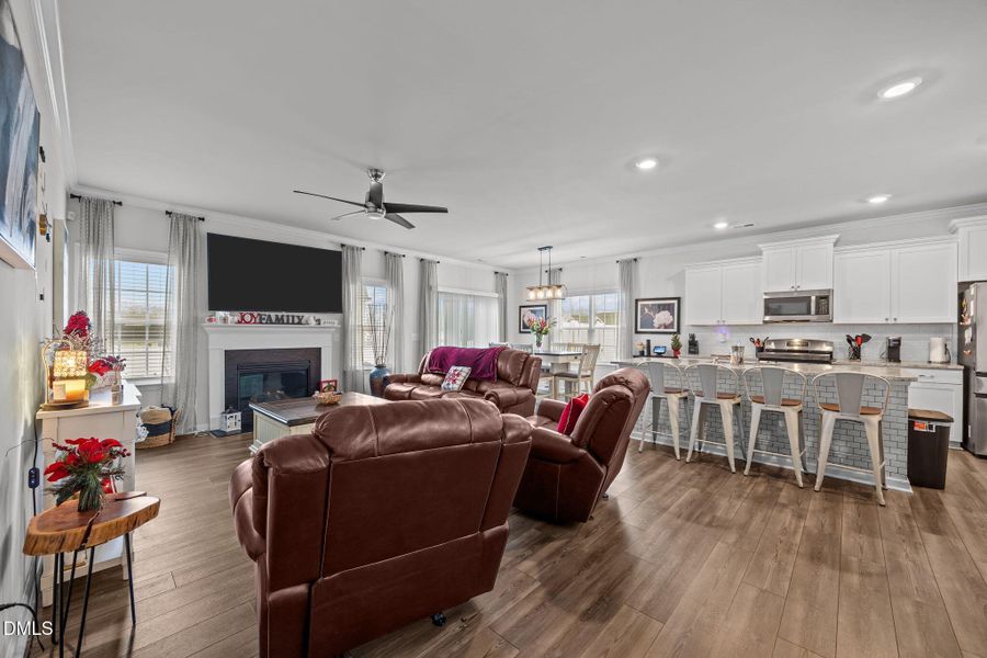 18-web-or-mls-IMG_2954 18-web-or-mls-IMG_2954