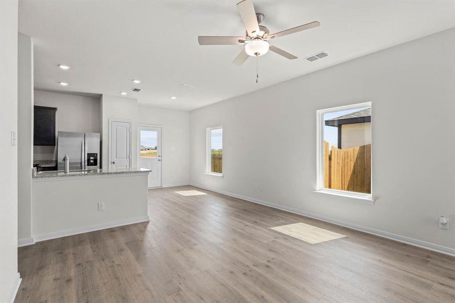 Spacious, unfurnished interior of a new home in Big Sky Estates, Ponder (Image 7).