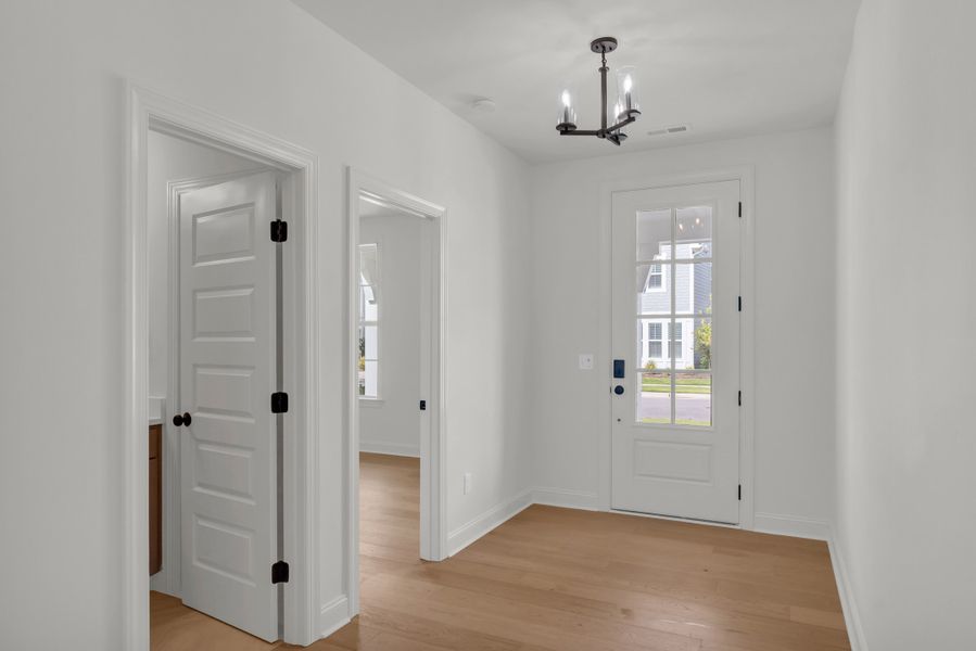 Representative unfurnished interior of a home built from the The Hampton by RobuckHomes in Stonehenge, Raleigh (Image 81).