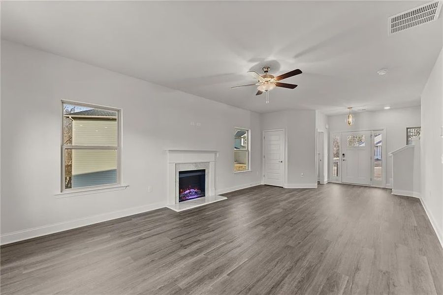 Spacious, unfurnished interior of a new home in Magnolia Villas, Cornelia (Image 16).