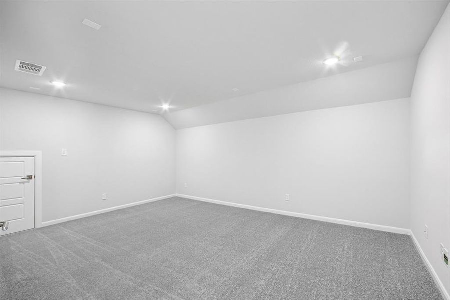 Spacious, unfurnished interior of a new home in Treeline, Justin (Image 18). Spacious, unfurnished interior of a new home in Treeline, Justin (Image 18).