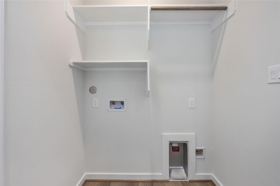 Spacious, unfurnished interior of a new home in Fulton Crossing, Houston (Image 14). Spacious, unfurnished interior of a new home in Fulton Crossing, Houston (Image 14).