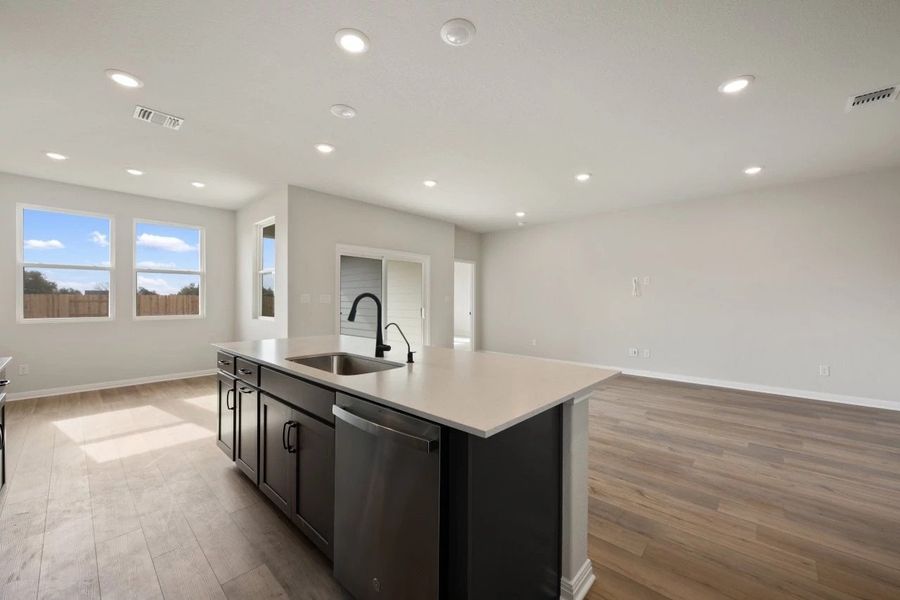 Furnished interior view inside a new home in Berry Creek Highlands, Georgetown (Image 12).