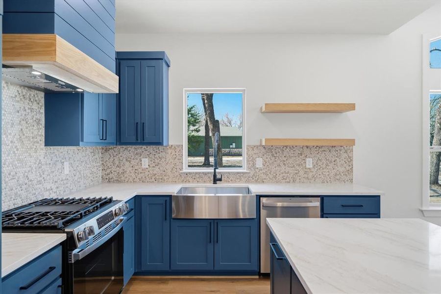 Gas slide in range and built in vent hood!