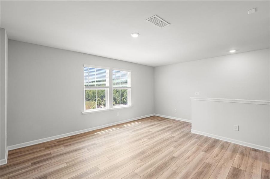 Spacious, unfurnished interior of a new home in Avery Ridge, Gainesville (Image 31).