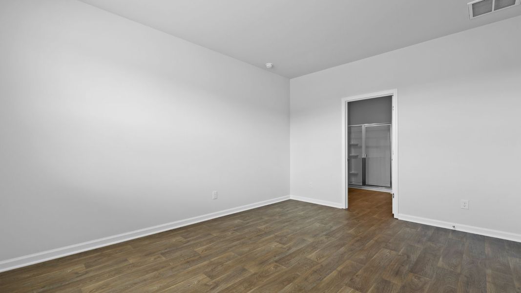 Spacious, unfurnished interior of a new home in Pine Hills at Cane Bay, Summerville (Image 24).