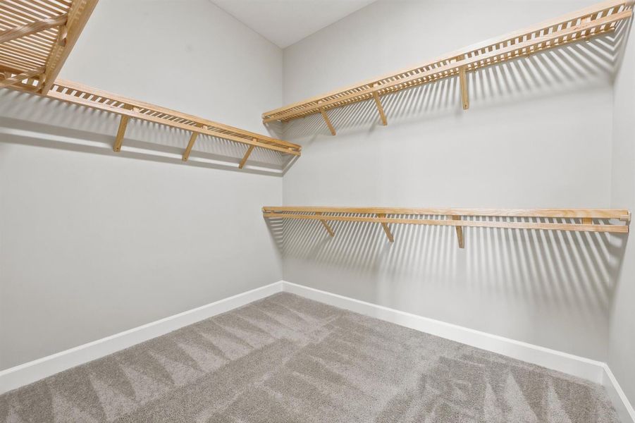 Master Walk In Closet