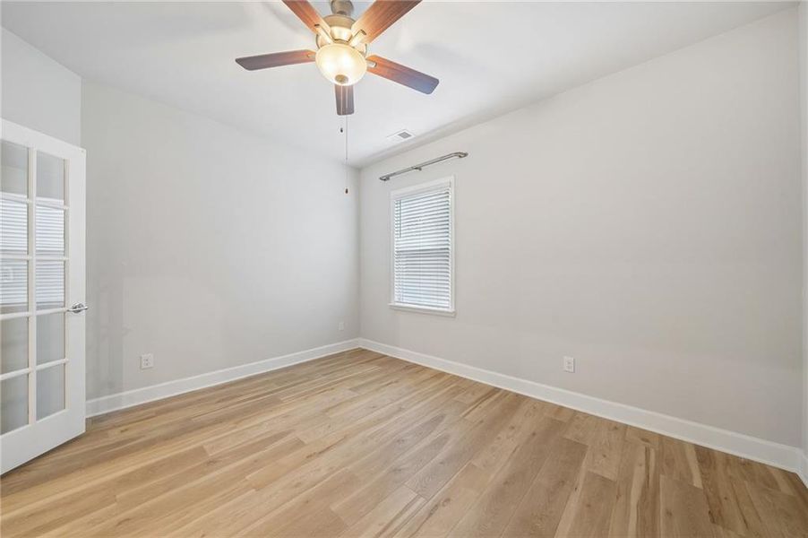 Spacious, unfurnished interior of a new home in Bennett Park, Grayson (Image 28).