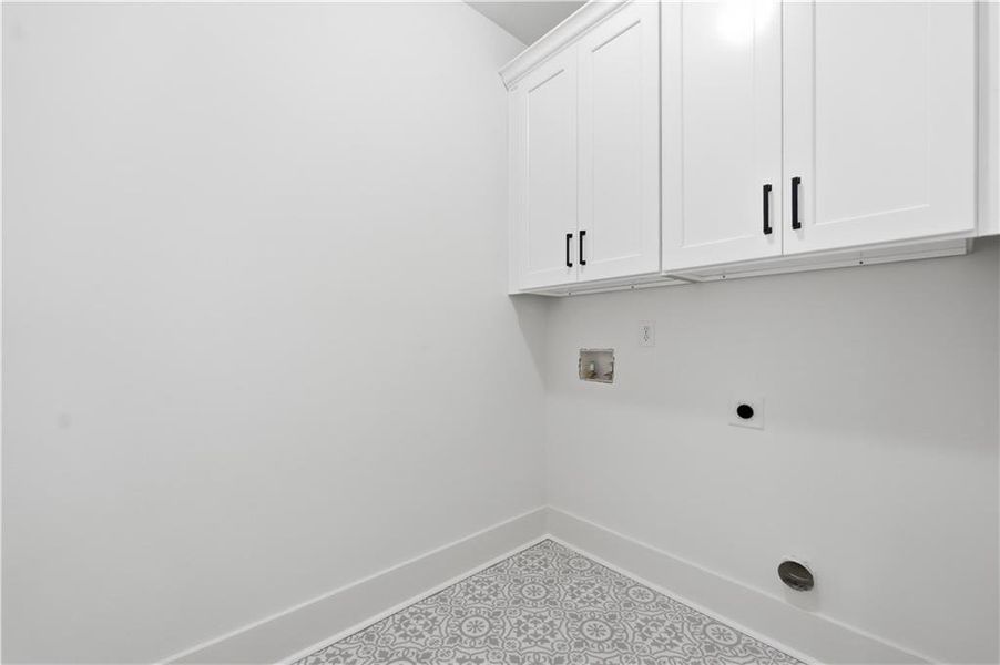 Spacious, unfurnished interior of a new home in , Gainesville (Image 30).