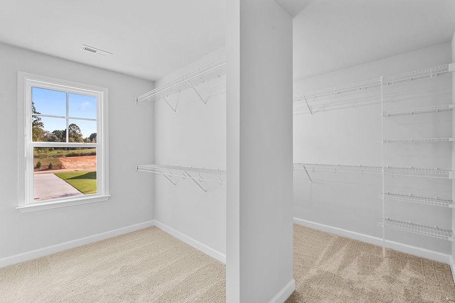 Spacious, unfurnished interior of a new home in Fieldstone, Lexington (Image 40). Spacious, unfurnished interior of a new home in Fieldstone, Lexington (Image 40).
