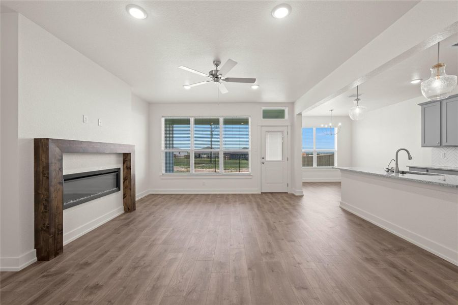 Please Note: These interior photos are not of the actual home but are of a completed one with a similar floor plan. Finishes, features, and layouts may vary. Please Note: These interior photos are not of the actual home but are of a completed one with a similar floor plan. Finishes, features, and layouts may vary.