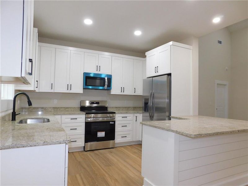 Furnished interior view inside a new home in , Dahlonega (Image 6).