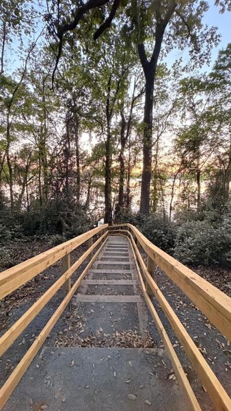 Natural landscape and outdoor views near in Hanahan (Image 39). Natural landscape and outdoor views near in Hanahan (Image 39).